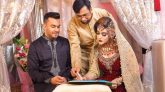 বিয়ে করেই দুই সন্তানের মা মাহিয়া মাহি