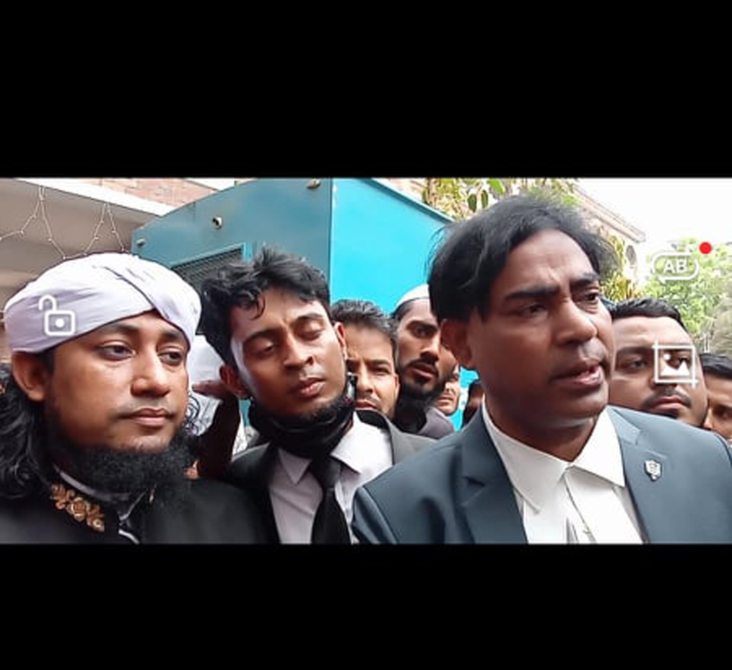 লাইভ সম্প্রচারকারী সিলেটের ১৫ জনের বিরুদ্ধে তাহেরীর মামলা