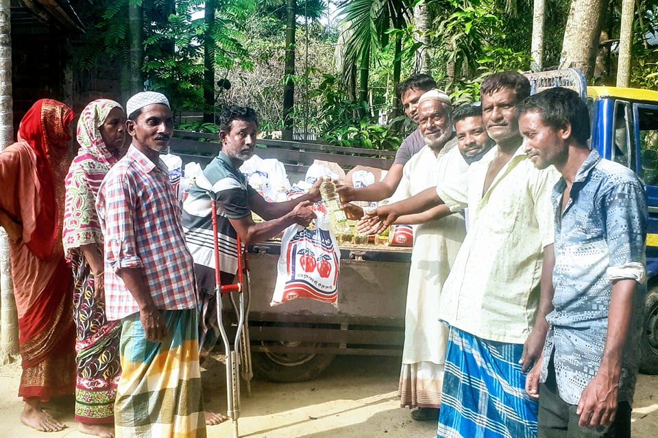 জুড়ীতে লন্ডন প্রবাসীর ঈদ উপহার