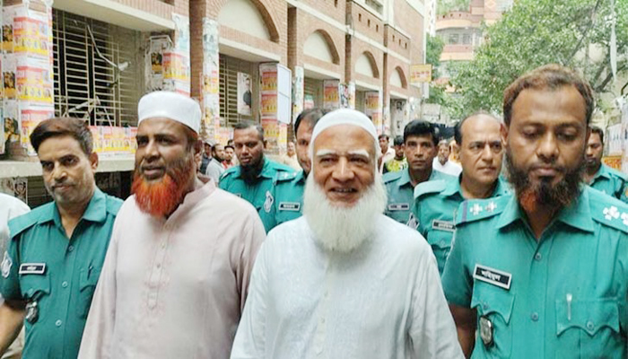 জামায়াত আমিরসহ ৯৬ জনের বিচার শুরু