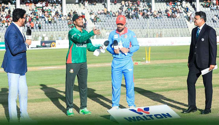 টস জিতে ব্যাটিংয়ে বাংলাদেশ, শামীমের অভিষেক