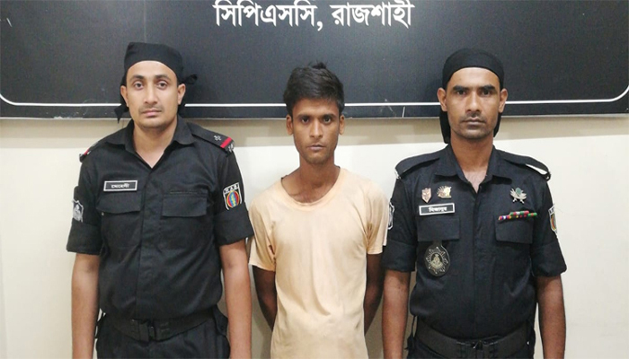 রাজশাহীতে বিদেশি অস্ত্রসহ যুবক আটক