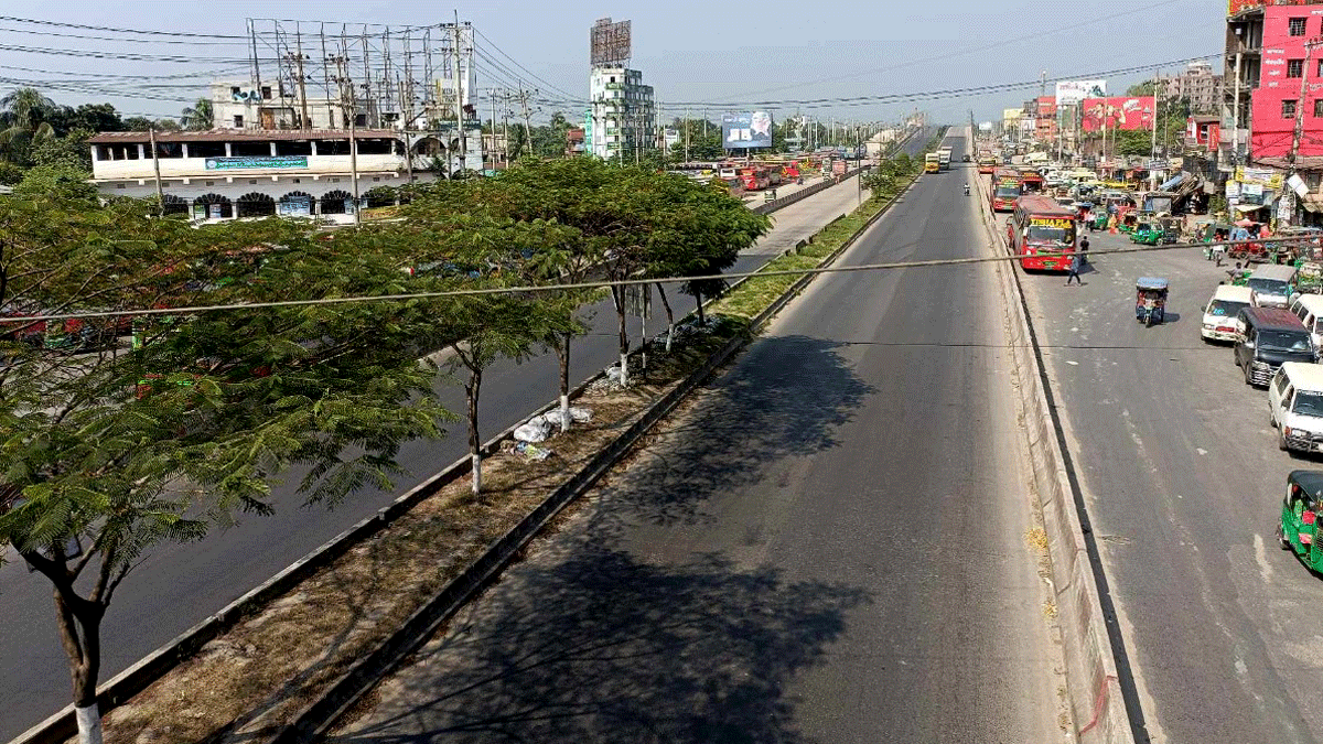ঢাকা-চট্টগ্রাম মহাসড়ক ফাঁকা