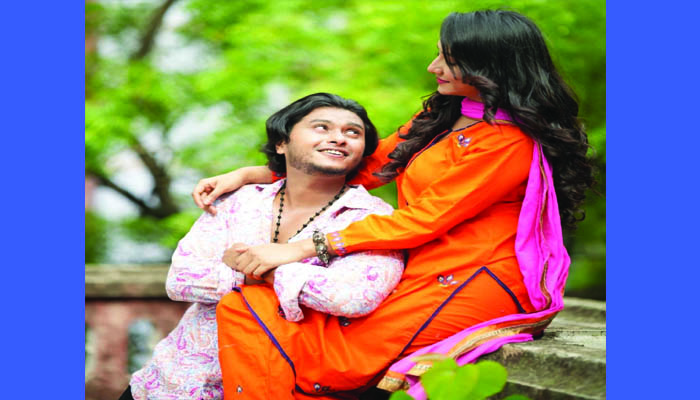 প্রেমের গুঞ্জনে মুখ খুললেন ফারিন
