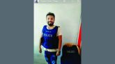 পুলিশের বুলেটপ্রুফ জ্যাকেটে স্বেচ্ছাসেবক লীগ নেতা!