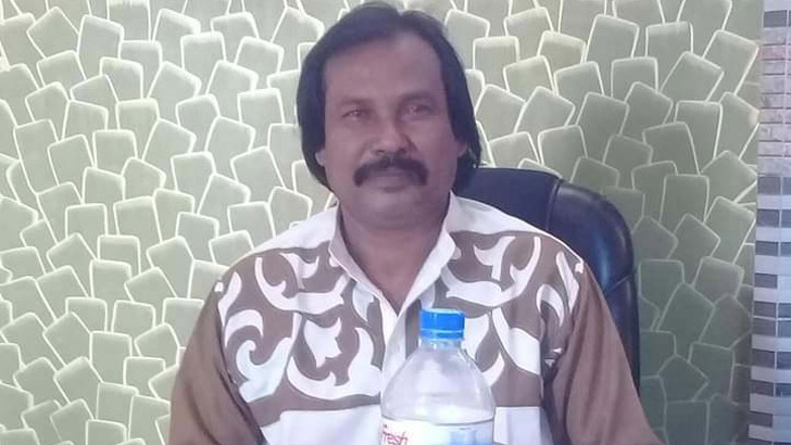 নওগাঁয় বিএনপি নেতাকে কুপিয়ে হত্যা