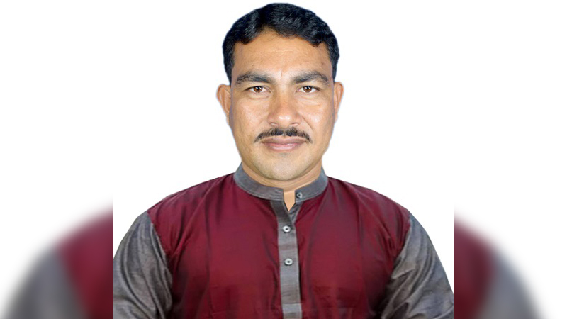 যৌনপল্লিতে ইউপি সদস্যকে কুপিয়ে জখম