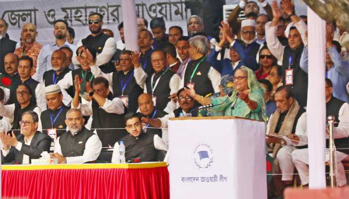 আগুন নিয়ে খেলতে গেলে হাত পুড়বেই