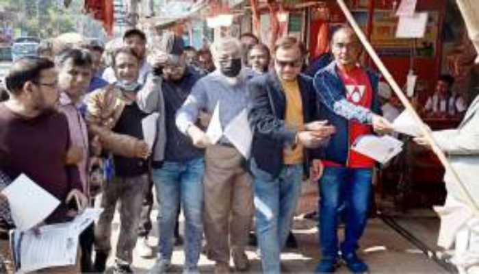 সিলেট মহানগর বিএনপির লিফলেট বিতরণ