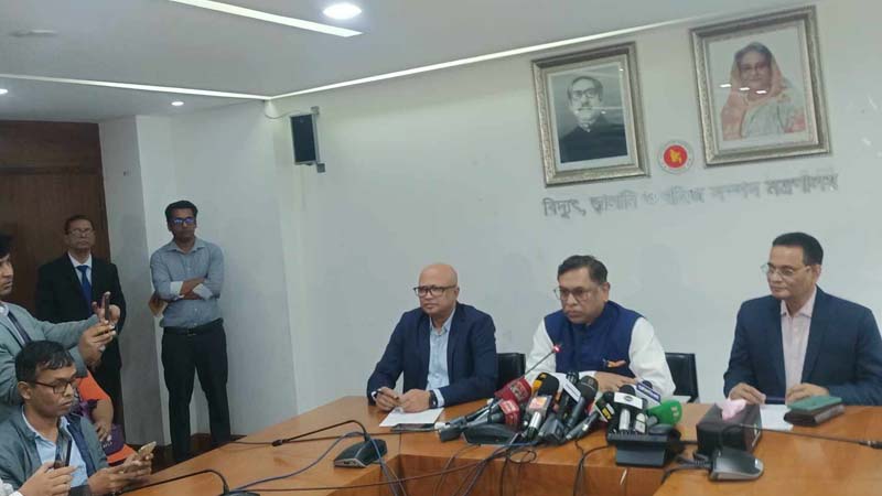 সিলেটের গ্যাসক্ষেত্রে তেলের সন্ধান