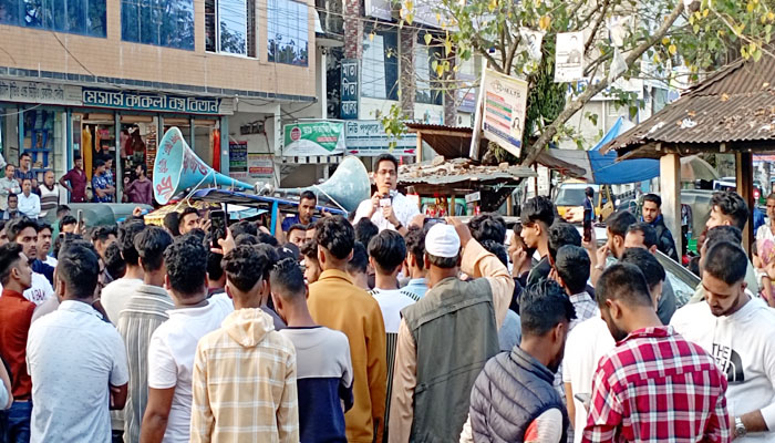 নৌকার বিপক্ষে লড়বেন না এস এম জাকির