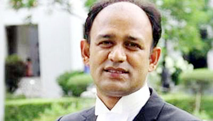 ব্যারিস্টার সুমনকে শোকজ