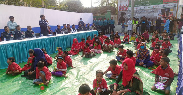 রংপুরে ছিন্নমূল শিশুদের বিজয় দিবস উদযাপন