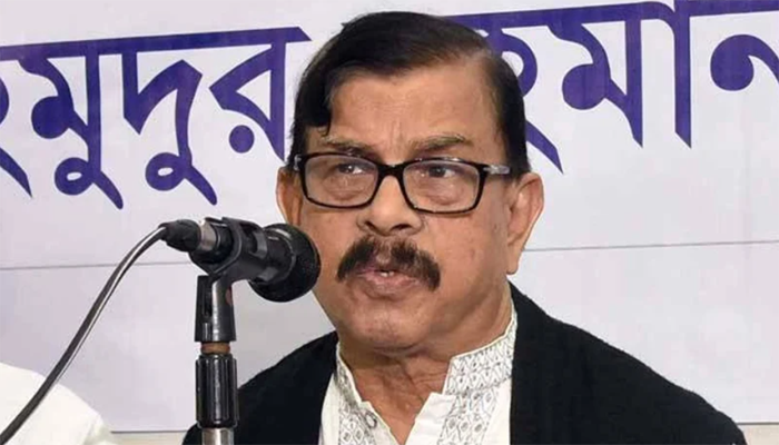 রাষ্ট্র আজ ডান্ডাবেড়িতে আবদ্ধ: মান্না