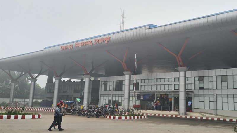 ঘন কুয়াশায় সৈয়দপুরে বিমান চলাচল বন্ধ