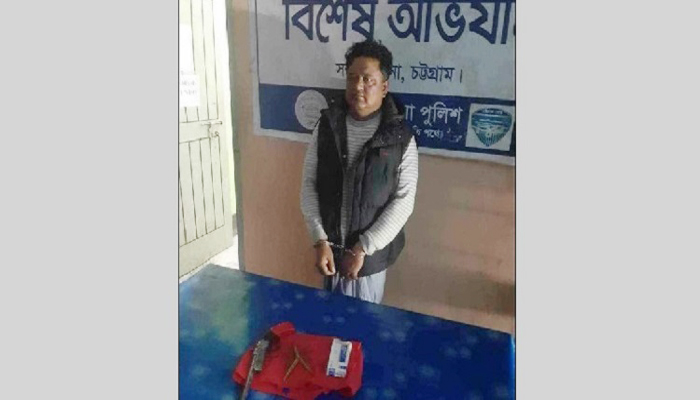 সন্দ্বীপে অস্ত্রসহ আওয়ামী লীগ নেতা গ্রেফতার