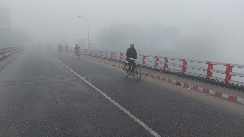 কাঁপন ধরিয়ে বিদায় ঘণ্টা বাজবে শীতের
