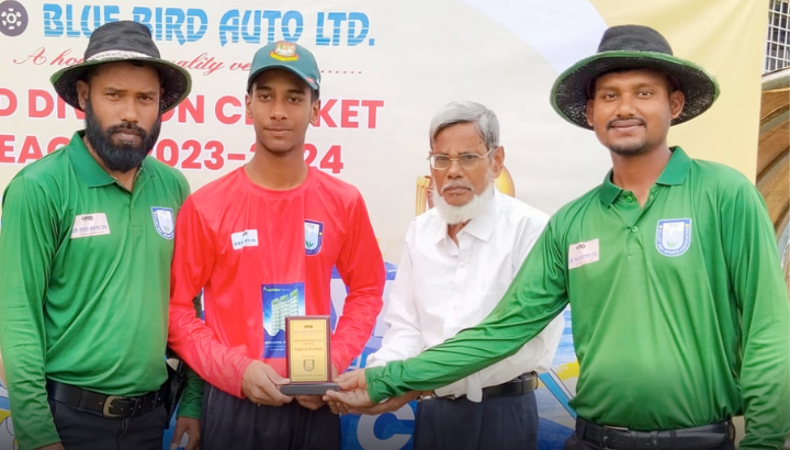 শাওনের অনবদ্য ব্যাটিং; ব্লু নবাগতকে বিশাল ব্যবধানে হারিয়েছে হোয়াইট মোহামেডান!