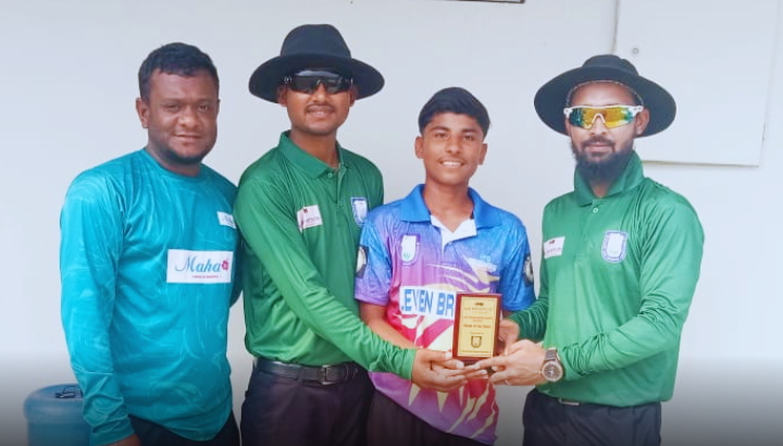 তানভিরের ঘূর্ণিতে ব্লু নবাগত কুপোকাত!