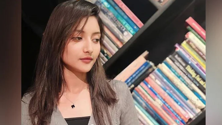 নাটোরে কলেজছাত্রীর ঝুলন্ত লাশ উদ্ধার
