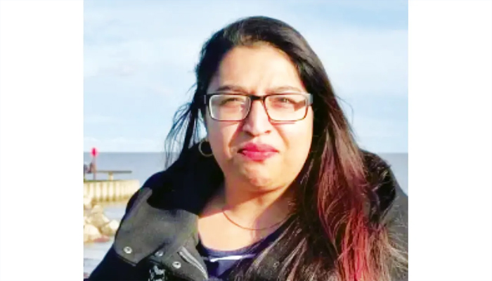 যুক্তরাজ্যের লোয়েস্টওফটের মেয়র বাংলাদেশি নাসিমা