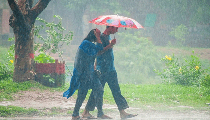 দেশজুড়ে ভারী বর্ষণ, চলবে ৫ দিন
