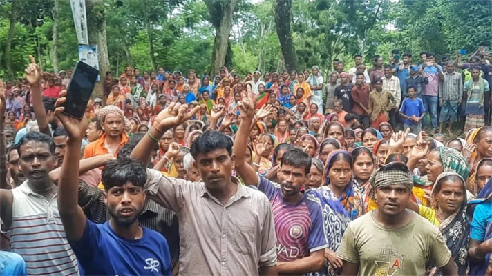 জুড়ীতে চা বাগান বন্ধের ঘোষণা, শ্রমিকদের বিক্ষোভ