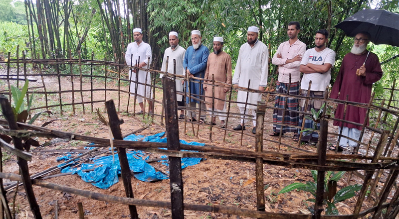 শহীদ সাংবাদিক তুরাবের কবর জিয়ারতে মহানগর জামায়াত