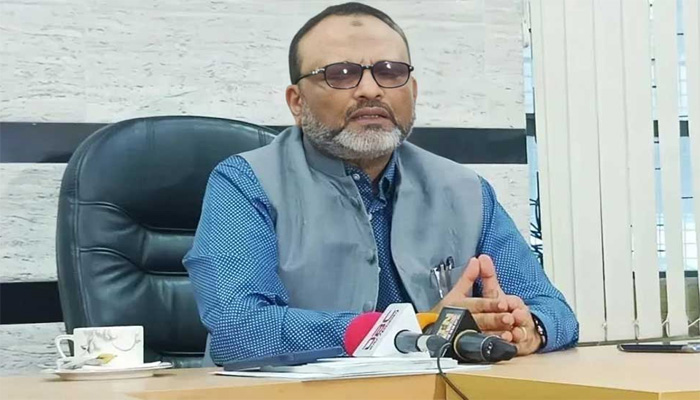 ঢাবি ভিসি অধ্যাপক নিয়াজ আহমদ খানের পদত্যাগ