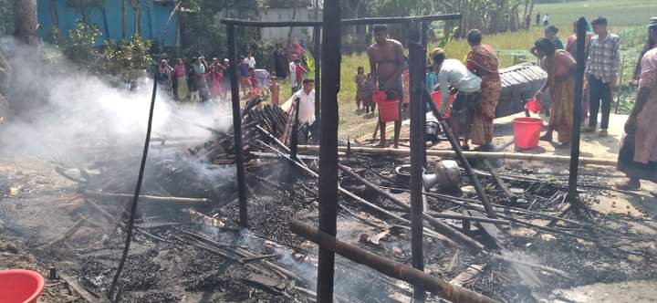 পহেলা বৈশাখে সড়ারকান্দি গ্রামে নারীর শ্লীলতাহানির পর বাড়িতে অগ্নিসংযোগ