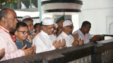 শাহজালাল ও শাহপরান এর মাজার জিয়ারত করলেন রাষ্ট্রপতি