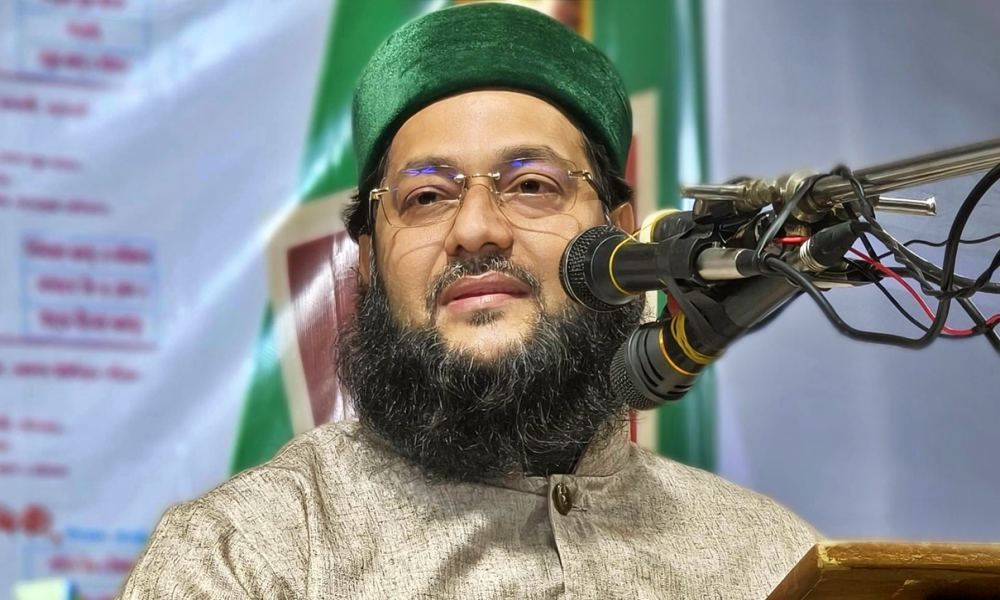 সাংবাদিক ‘পেটানোর হুমকি’, ক্ষমা চাইতে আব্বাসীকে আইনি নোটিশ
