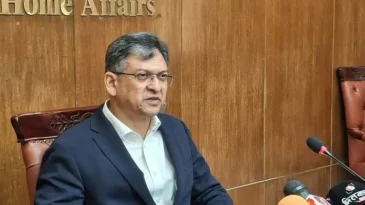 শেখ হাসিনার ফেরার গুঞ্জন •  অস্থিরতা সৃষ্টির সুযোগ দেবো না