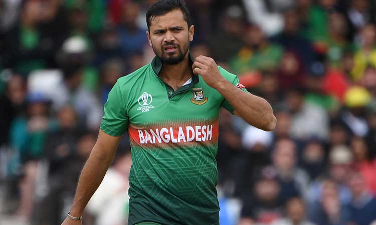 টস হেরে ফিল্ডিংয়ে বাংলাদেশ