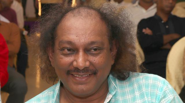 সাবেক ফুটবলার কায়সার হামিদ গ্রেপ্তার