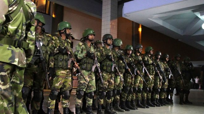 বিমান ছিনতাই চেষ্টা ব্যর্থ, অভিযানে ছিনতাইকারী নিহত